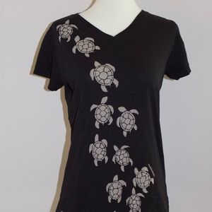 Sea turtle T-shirt
